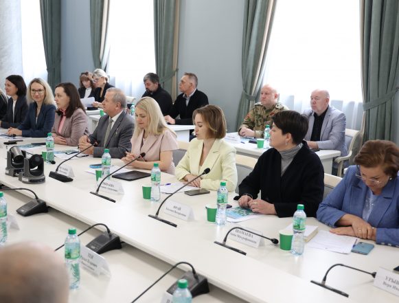 белоглазова пинаева фрай Мода на заботу