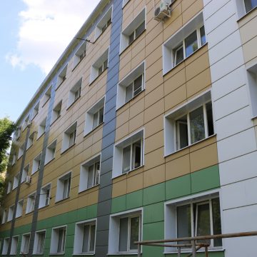В Липецке обсудили проблемное общежитие