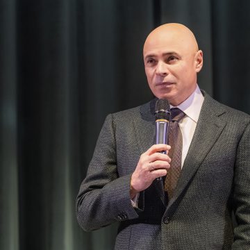 Губернатор Липецкой области Игорь Артамонов поздравил земляков с Днём местного самоуправления