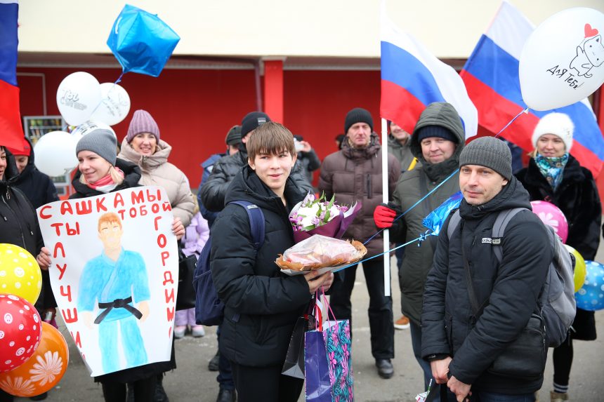 Бронзовый путь Александра Уварова