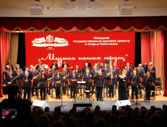 оркестр Василий Самарин: «Проникнуть в душу музыки с оркестром»