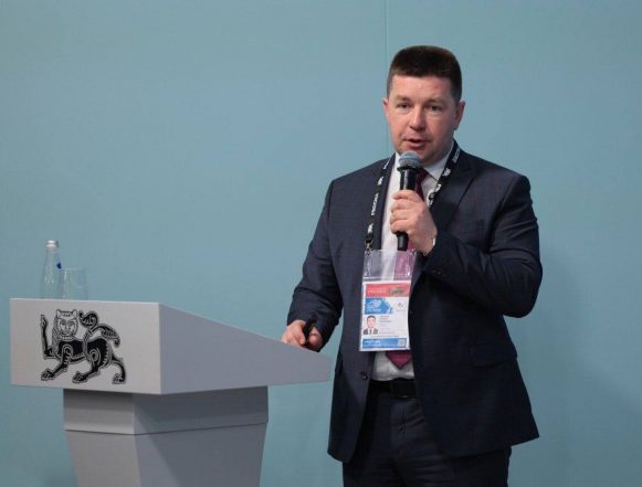 Ченцов В диалоге с липчанами