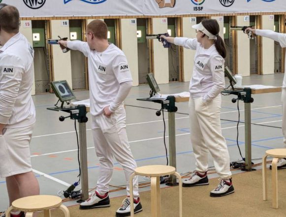 60 выстрелов