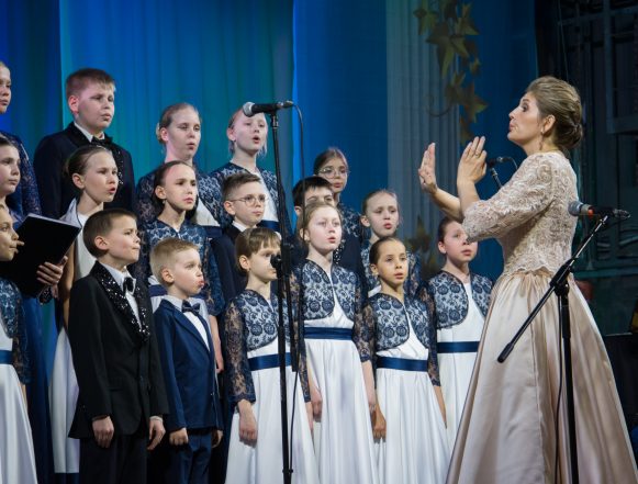 Хор от слова «сердце»