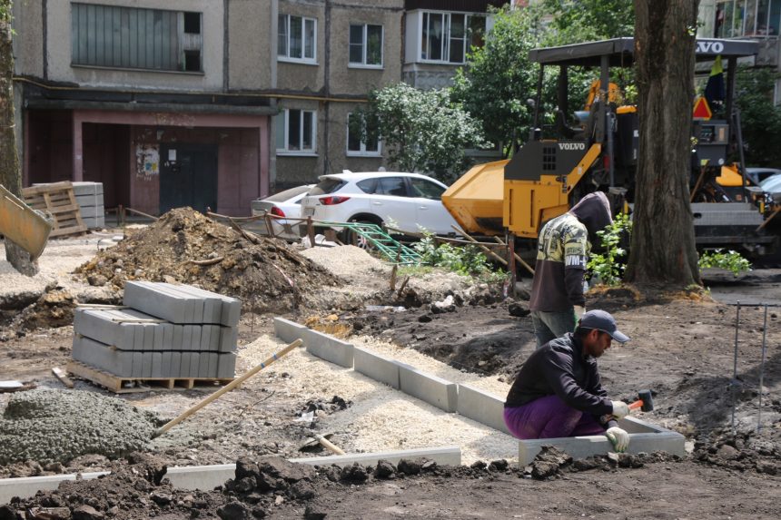 Территория преображается