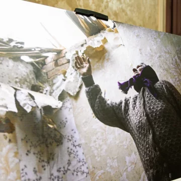 «Хроники террора украинского неонацистского режима» 12+ показывают в облсовете