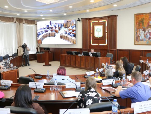 600 млн в бюджет