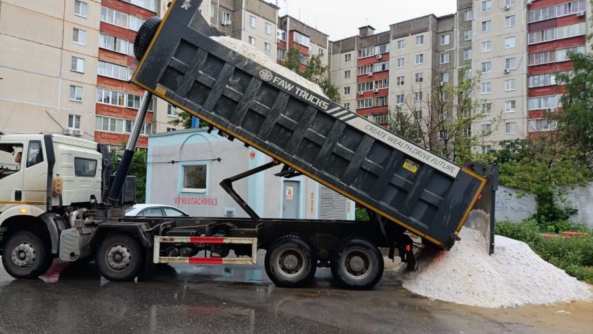 37 тонн песка для детских песочниц