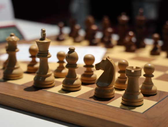 шахматы Белая ладья