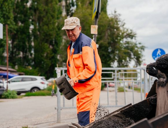Множество дворов и межквартальных проездов привели в порядок в городе