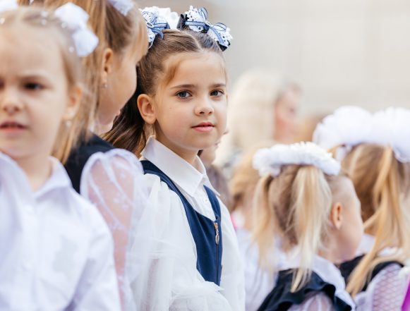 В школах стартует приём заявлений в первые классы