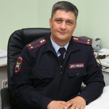 Сейчас важно напомнить детям правила дорожного движения