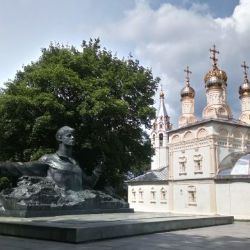 Кто русской стал судьбой