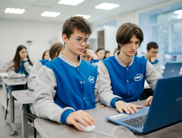 НЛМК для школьников