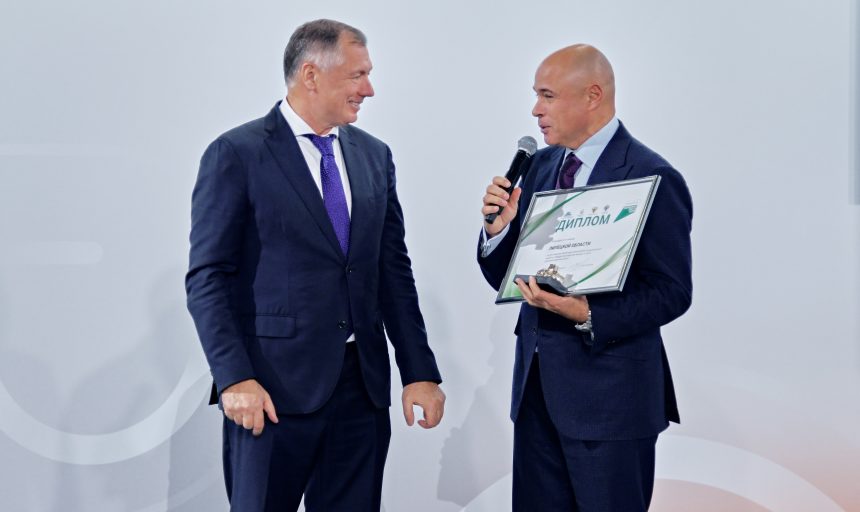 Артамонов Золотой каток