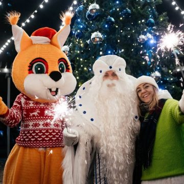 Когда зажигаются ёлки