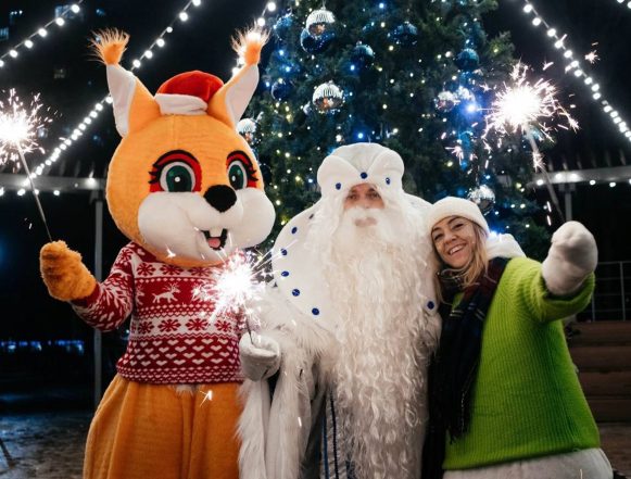 Когда зажигаются ёлки