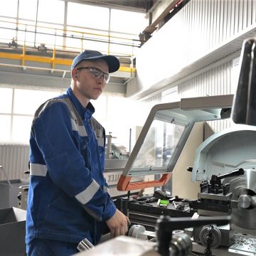 Учись и работай