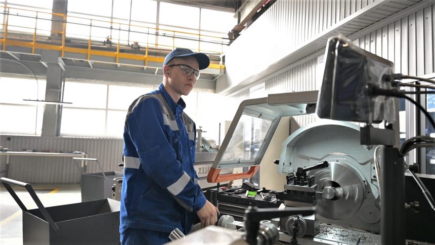 Учись и работай