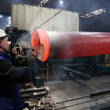 На «Свободном соколе» открыли новую линию труб больших диаметров