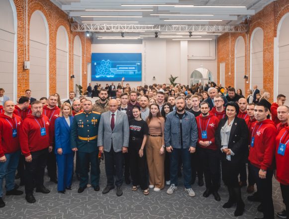 обложка № 46 (570) 2 декабря 2025 / Прямой ответ