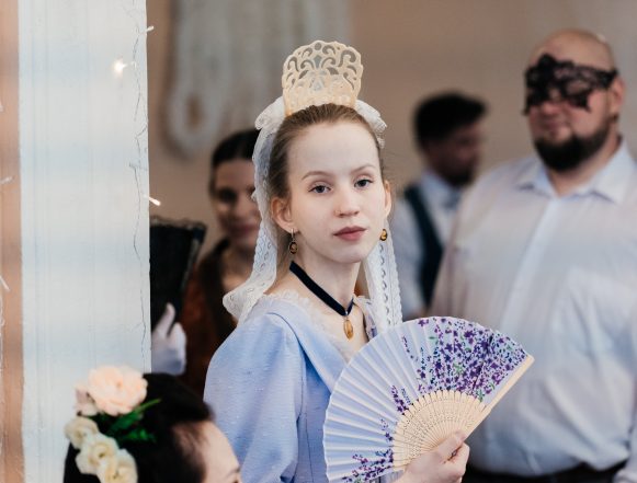 Бал-маскарад для взрослых прошёл в Липецке: фоторепортаж