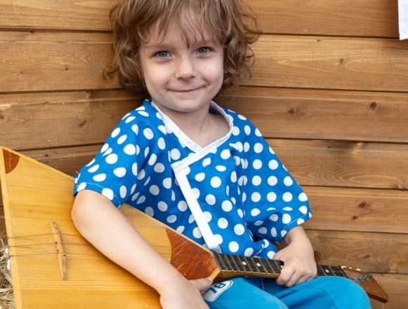 4-летний Кир из Липецка сыграл в видео домовёнка, завоевав победу в конкурсе