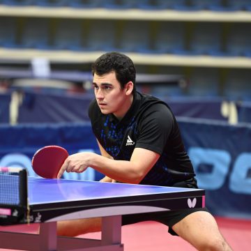 теннис В восьмёрке сильнейших