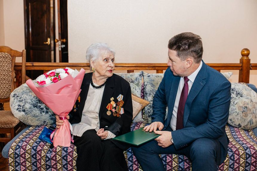 мэр и ребёнок блокадного ленинграда разумовская Мэр навестил липчанку, ребёнком эвакуированную из блокадного Ленинграда