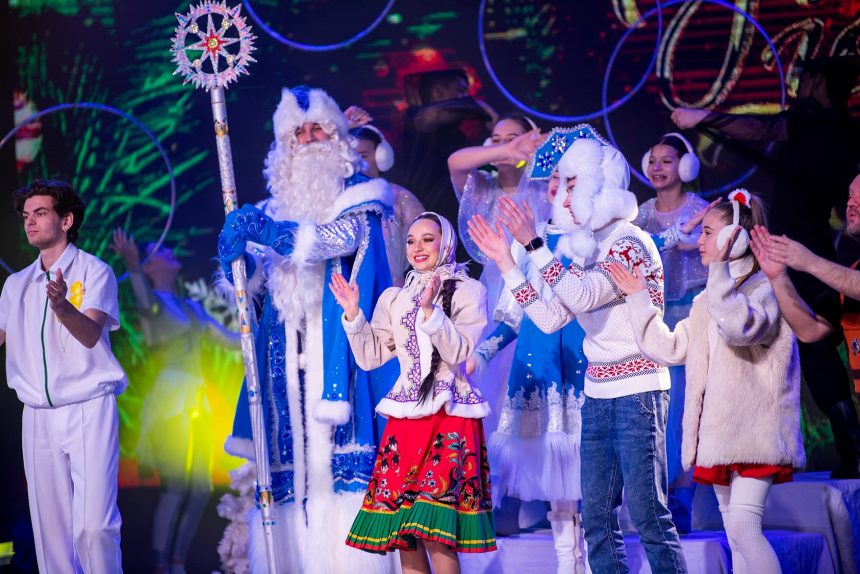 Новогодний хоровод