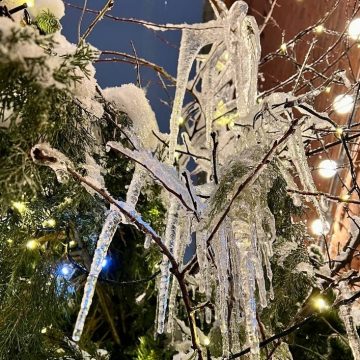 сосульки За сосульки ответит