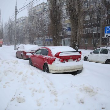 Липчан просят убрать машины с обочин