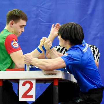 армрестлинг победа Олег Данилов Липчанин взял золото первенства России по армрестлингу