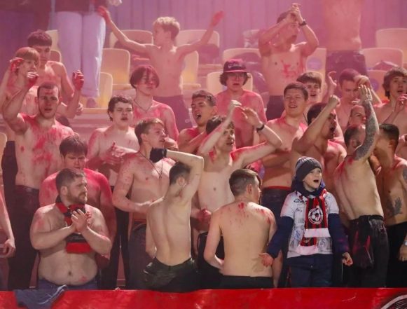 Первый матч «Металлурга» собрал 4 тысячи болельщиков на стадионе