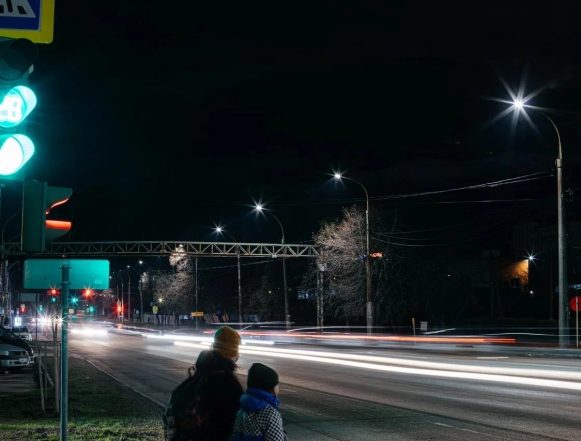 На всей улице Зои Космодемьянской поменяют светильники