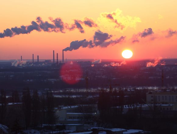 С утра Липецк накрыл смог