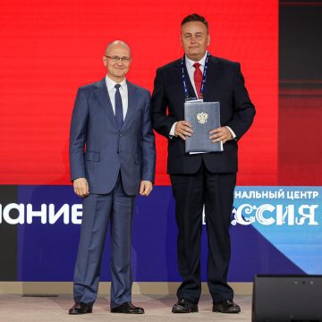 Липецкий просветитель Алексей Бугаков получил благодарственное письмо от президента