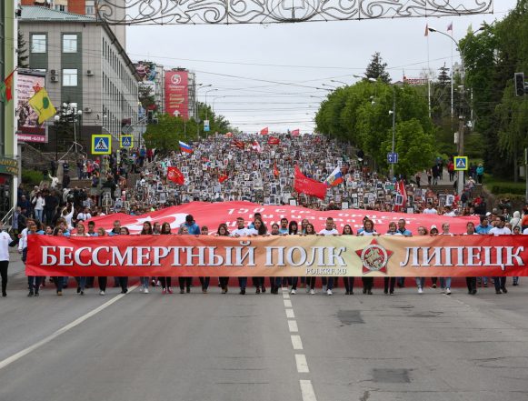 бессмертный полк (2) Бессмертный полк России запланировал памятные мероприятия с 1 по 11 мая в этом году