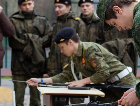 допризывник Спартакиада допризывной молодёжи прошла на базе школы № 46 в Липецке
