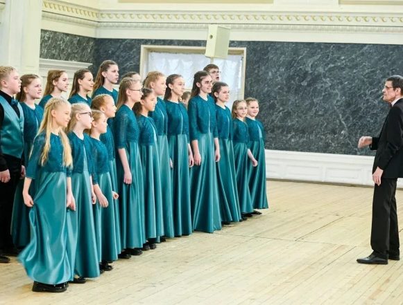 Детский хор из Липецка выступил во Дворце Кваренги, Мариинском театре и Государственной академической капелле