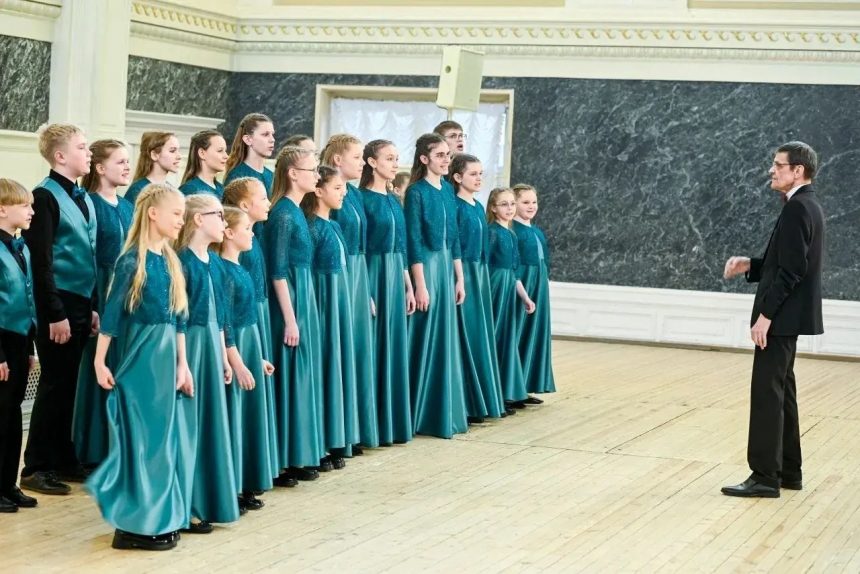 Детский хор из Липецка выступил во Дворце Кваренги, Мариинском театре и Государственной академической капелле