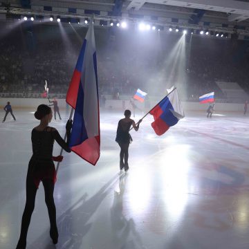 Патриотический хоккейный турнир «Время героев» (0+) стартовал в Липецке