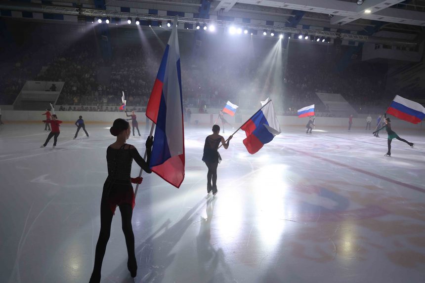 Патриотический хоккейный турнир «Время героев» (0+) стартовал в Липецке