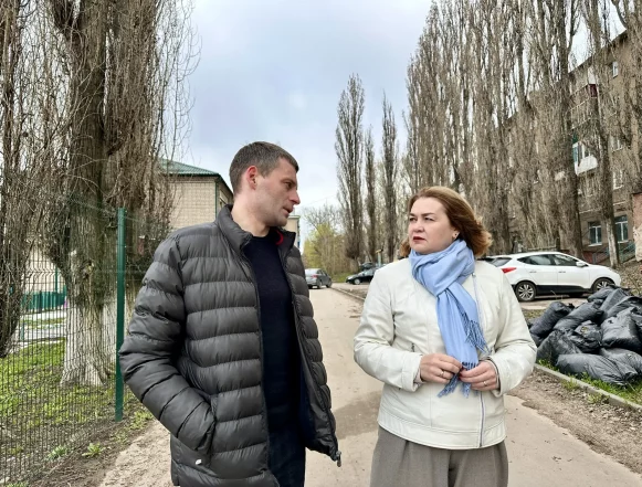 Светлана Бедрова посетила микрорайон Сокол в Липецке