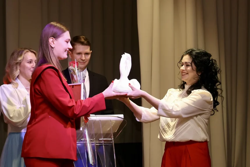 Церемония награждения педагогов прошла в Липецке