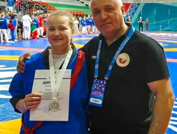 Липчанка вошла в сборную России по борьбе на поясах