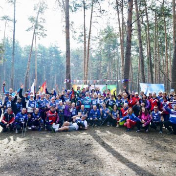 В парке НЛМК состоялся четвёртый чемпионат по северной ходьбе