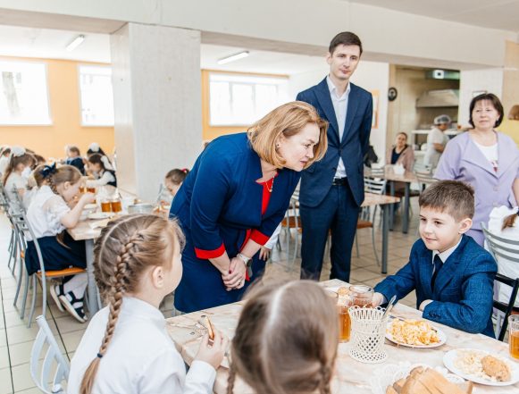 Питание детей в школе № 50 Липецка прошло «мэрскую проверку»
