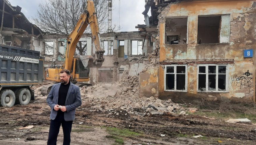 На Юношеской в Липецке сносят заброшки