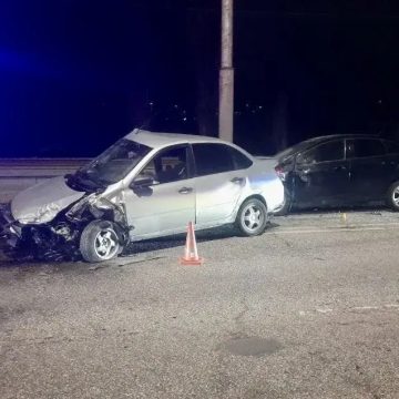 Мужчины 37 и 42 лет погибли в ДТП на Октябрьском мосту в Липецке